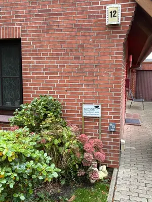 Das Gebäude in dem sich das Ferienhaus befindet
