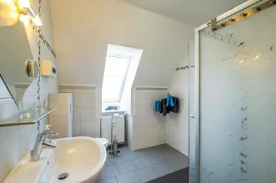 Ein Badezimmer in der Unterkunft Haus Regenpfeifer Wohnung 4