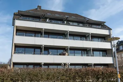 Das Gebäude in dem sich die Ferienwohnung befindet