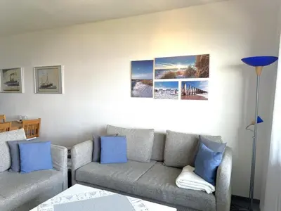 Ein Sitzbereich in der Unterkunft Ferienwohnung Nordseewellen, App 16
