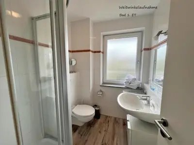 Ein Badezimmer in der Unterkunft Haus Nordseeblick, App 15