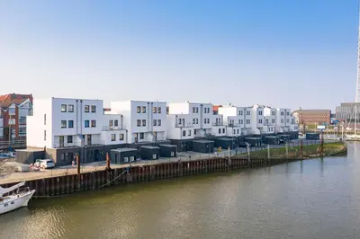 Blick auf einen Fluss in der Nähe des Ferienhauses