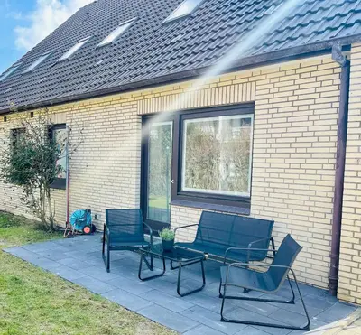 Das Gebäude in dem sich die Ferienwohnung befindet