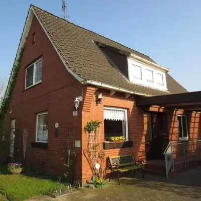 Holiday home in Balje with Wi-Fi