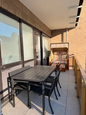 Ein Balkon oder eine Terrasse in der Unterkunft Haus Jan am Strand App WattenGlück