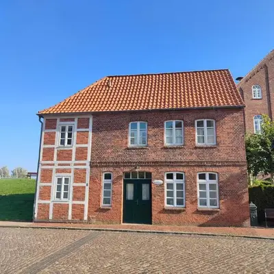 Schleusenwärterhaus am Ostedeich