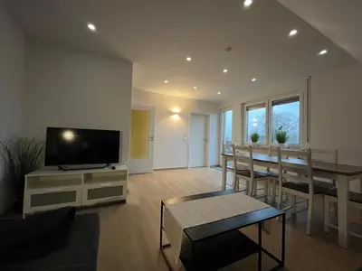 TV/Unterhaltungsangebot in der Unterkunft HörnQuartier - modern eingerichtete Ferienwohnung - Familienfreundlich, ideal auch für Geschäftskunden