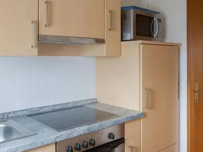 Küche/Küchenzeile in der Unterkunft Apartment Watt in Friedrichskoog-Spitze by Interhome