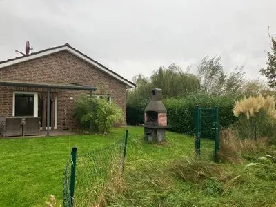 Ein Garten an der Unterkunft Holiday Home Ferienhuus Nordsee by Interhome