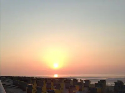 Blick auf den Sonnenuntergang/Sonnenaufgang von des Ferienhauses aus oder aus der Nähe
