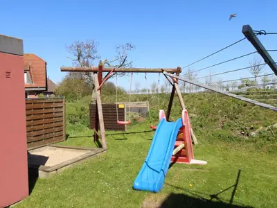 Ein Kinderspielbereich in der Unterkunft Apartment FeWo Herzmuschel by Interhome