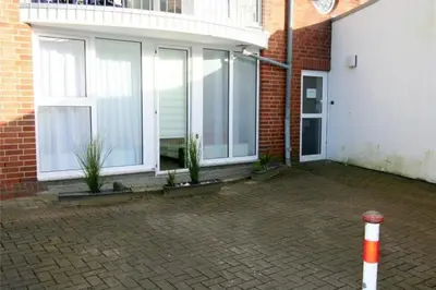 Das Gebäude in dem sich die Ferienwohnung befindet