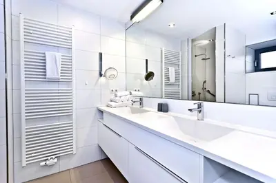 Ein Badezimmer in der Unterkunft Alte Liebe, RA303