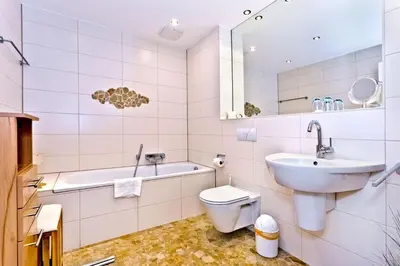 Ein Badezimmer in der Unterkunft Residenz am Yachthafen, RY29