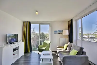 TV/Unterhaltungsangebot in der Unterkunft Duhner Strandhus, S212