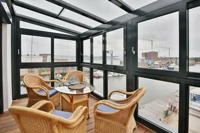 Ein Sitzbereich in der Unterkunft City Marina, CM16c
