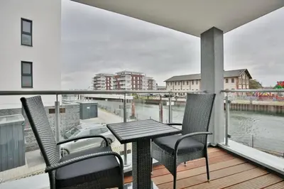 Ein Balkon oder eine Terrasse in der Unterkunft City Marina, CM18-4