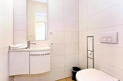 Ein Badezimmer in der Unterkunft Alte Liebe, RA206
