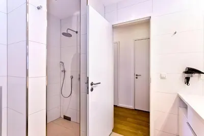 Ein Badezimmer in der Unterkunft Alte Liebe, RA206