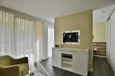 TV/Unterhaltungsangebot in der Unterkunft Duhner Strandhus, S3