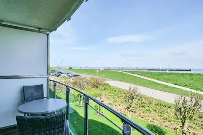 Ein Balkon oder eine Terrasse in der Unterkunft Nordseeblick, NB3