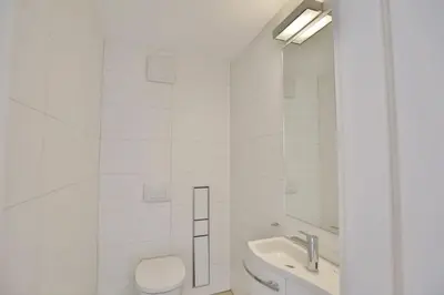 Ein Badezimmer in der Unterkunft Alte Liebe, RA105