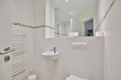 Ein Badezimmer in der Unterkunft Residenz am Yachthafen, RY14