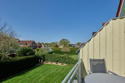 Ein Garten an der Unterkunft Grooten Steen, GS6