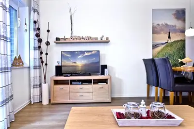 TV/Unterhaltungsangebot in der Unterkunft Ruge Bries, RB11