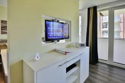 TV/Unterhaltungsangebot in der Unterkunft Duhner Strandhus, S104