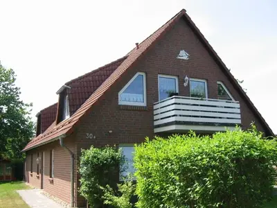Das Gebäude in dem sich die Ferienwohnung befindet