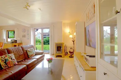 TV/Unterhaltungsangebot in der Unterkunft KW21 Blockhaus am Meer