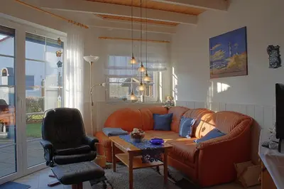 Ein Sitzbereich in der Unterkunft STW45b Bungalow Seestern