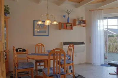 Ein Sitzbereich in der Unterkunft STW45b Bungalow Seestern