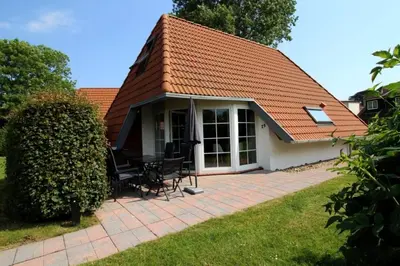 Das Gebäude in dem sich das Ferienhaus befindet