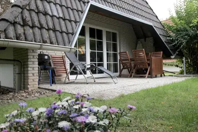 Ein Garten an der Unterkunft SV2 Eversand 8
