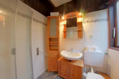 Ein Badezimmer in der Unterkunft SE Opi-Huck-Stroot 9