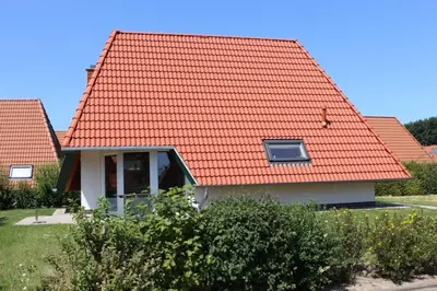 Das Gebäude in dem sich das Ferienhaus befindet