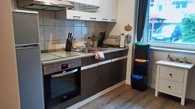 Küche/Küchenzeile in der Unterkunft Neue Reihe 8 FeWo rechts
