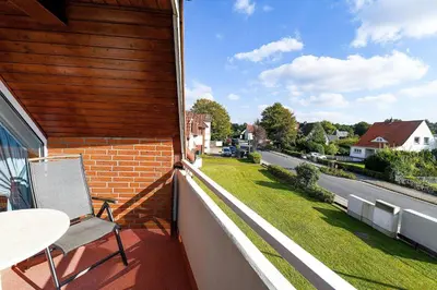 Ein Balkon oder eine Terrasse in der Unterkunft Land & Meer Wohnung 22