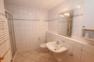 Ein Badezimmer in der Unterkunft Bernstein Mare-Supreme Wohnung 2