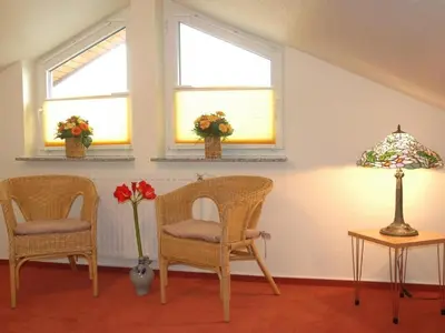 Ein Sitzbereich in der Unterkunft Holiday Home Haus Stella Maris mit Bootssteg - All Inklusive by Interhome
