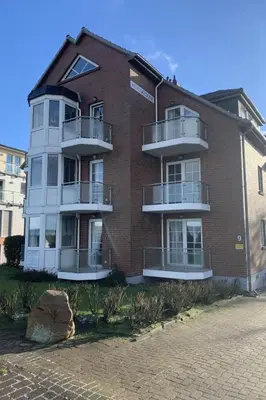 Das Gebäude in dem sich die Ferienwohnung befindet