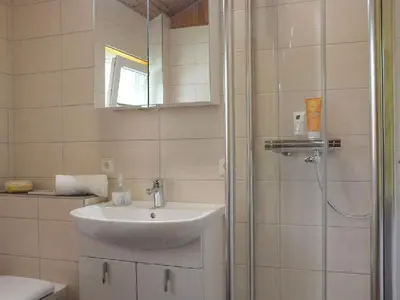 Ein Badezimmer in der Unterkunft Holiday Home Kathi by Interhome