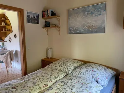 Ein Bett oder Betten in einem Zimmer der Unterkunft Holiday Home Ferienhaus De Seekobb - Direkt an der Nordseeg-Spitze by Interhome