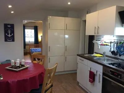 Küche/Küchenzeile in der Unterkunft Wohnung Elbelotse