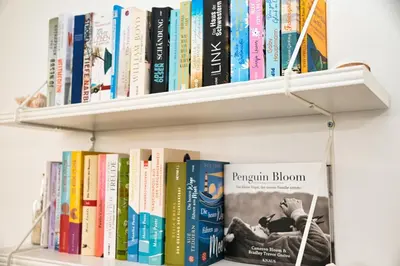 Die Bibliothek in der Ferienwohnung