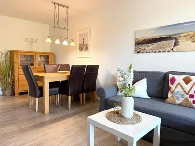 Ein Sitzbereich in der Unterkunft Strandhaus Nordseebrandung Fewo A3.1