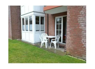 Ein Garten an der Unterkunft Ferienwohnung Elbstrom