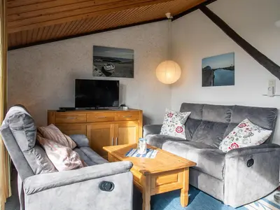 TV/Unterhaltungsangebot in der Unterkunft Apartment Nordsee-Ferienhaus-3 by Interhome